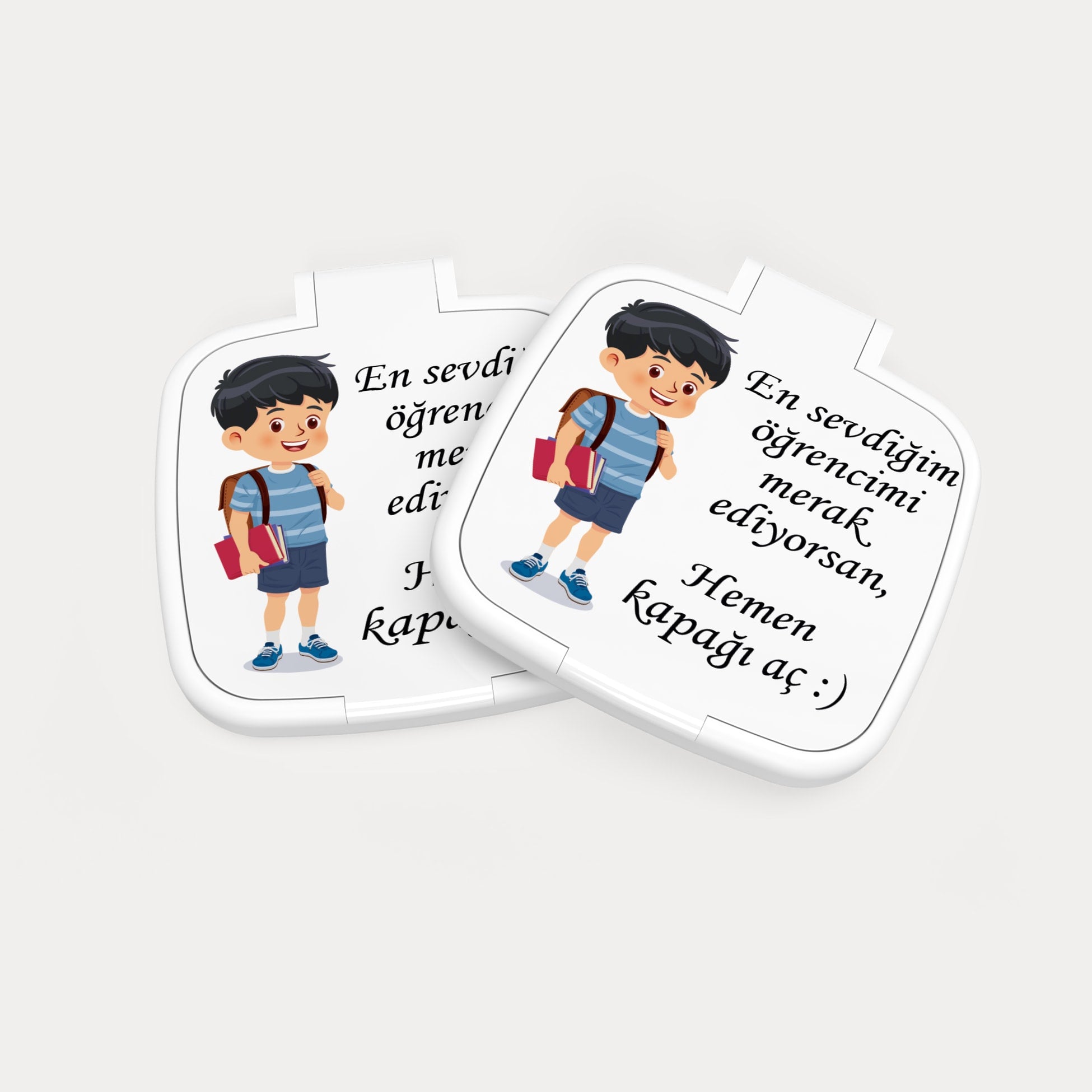 Öğrenci Temalı Kare Ayna