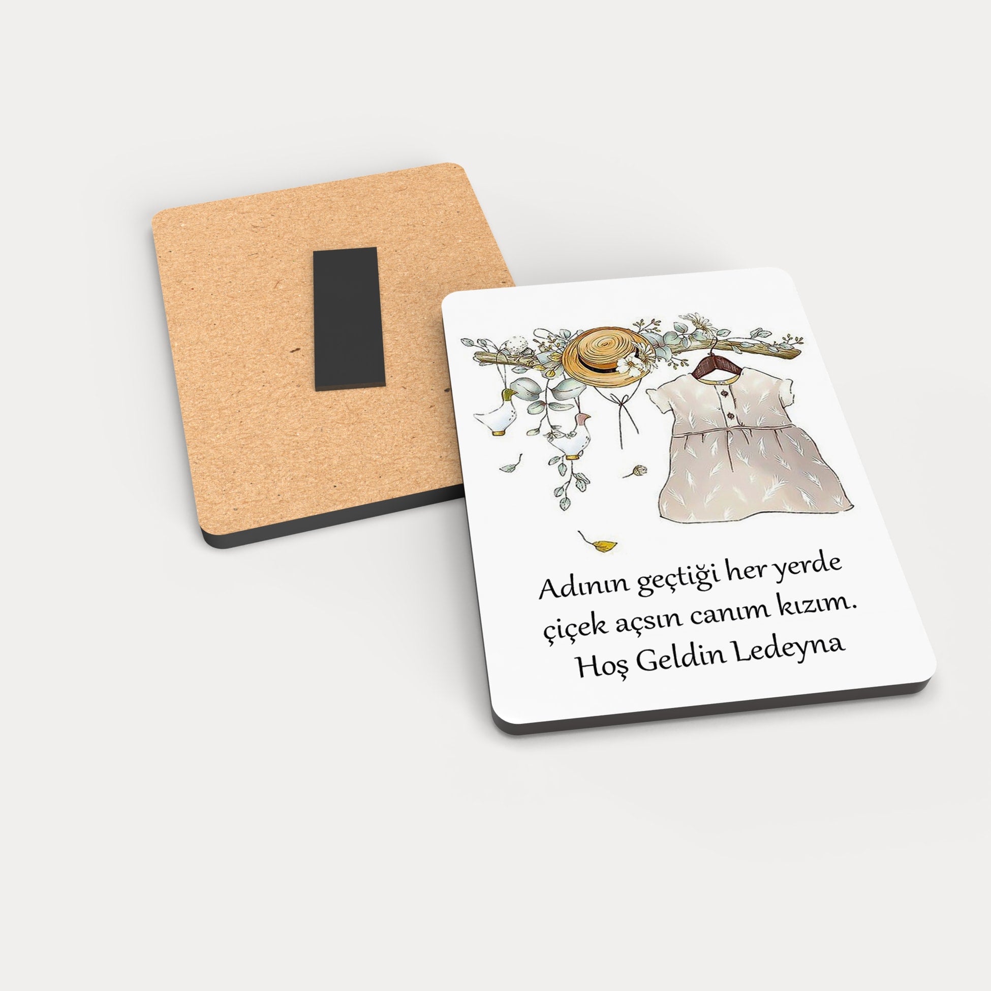 Kız Çocuk Kıyafeti Desenli Ahşap Magnet