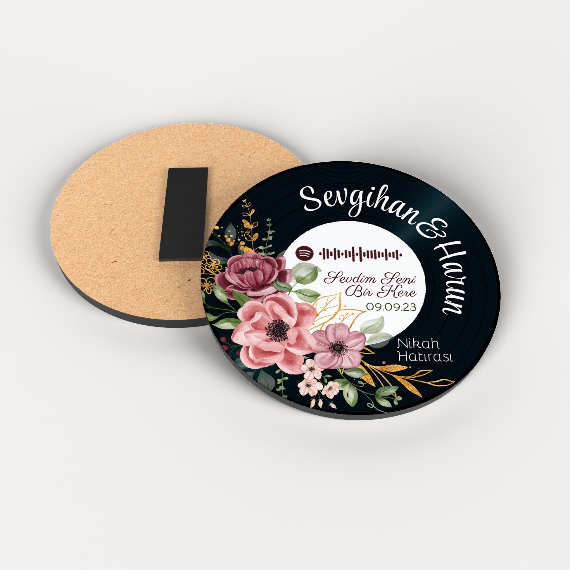 Pembe Çiçekli Plak Desenli Yuvarlak Ahşap Magnet