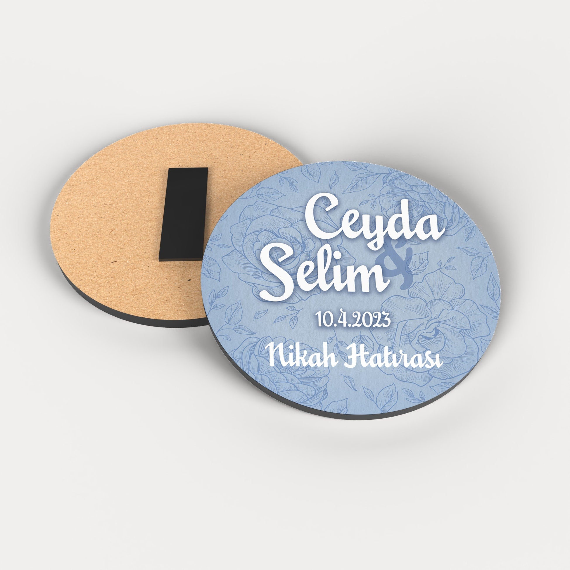 Mavi Çiçekli Arka Plan Yuvarlak Ahşap Magnet