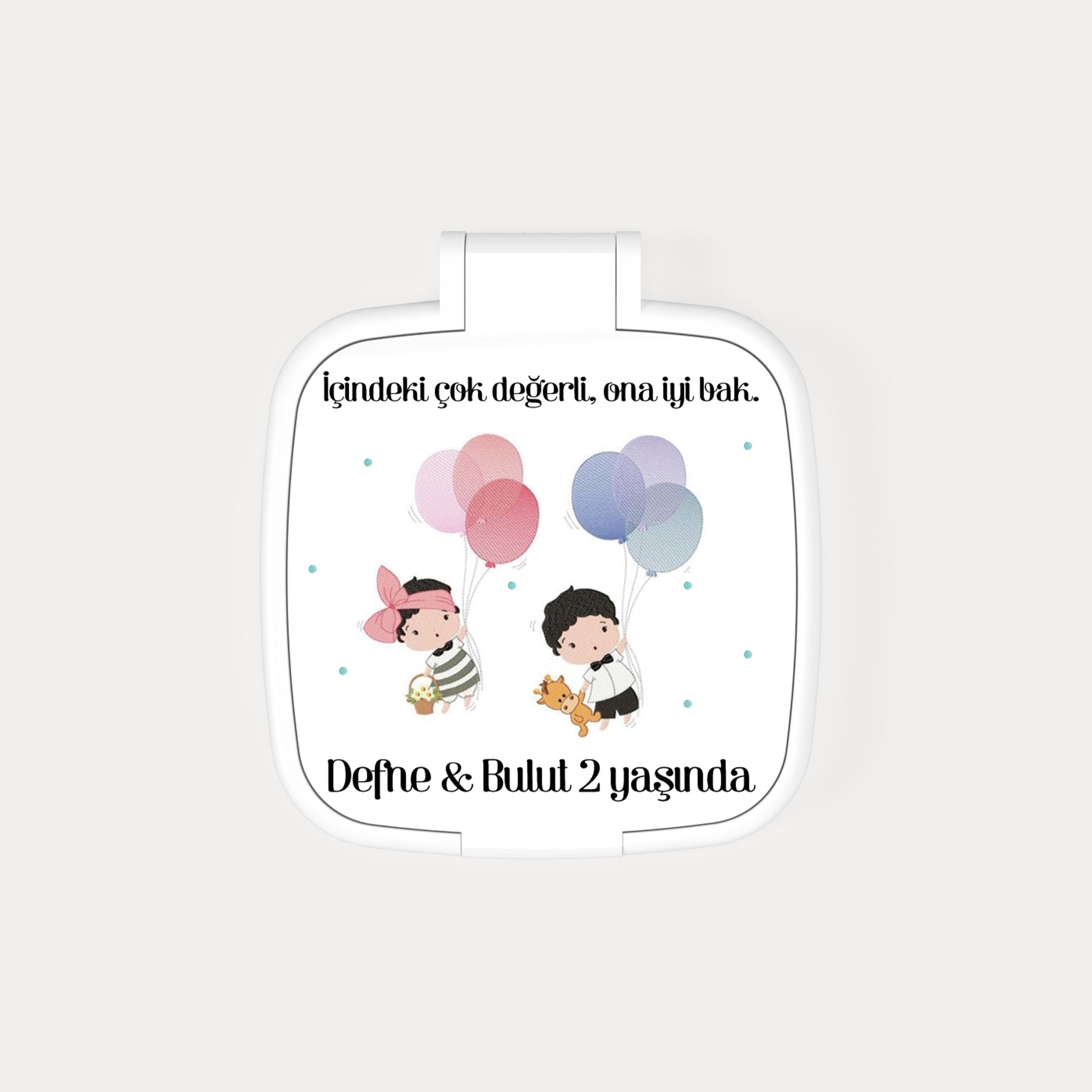 İkiz Bebekler Temalı Kare Ayna