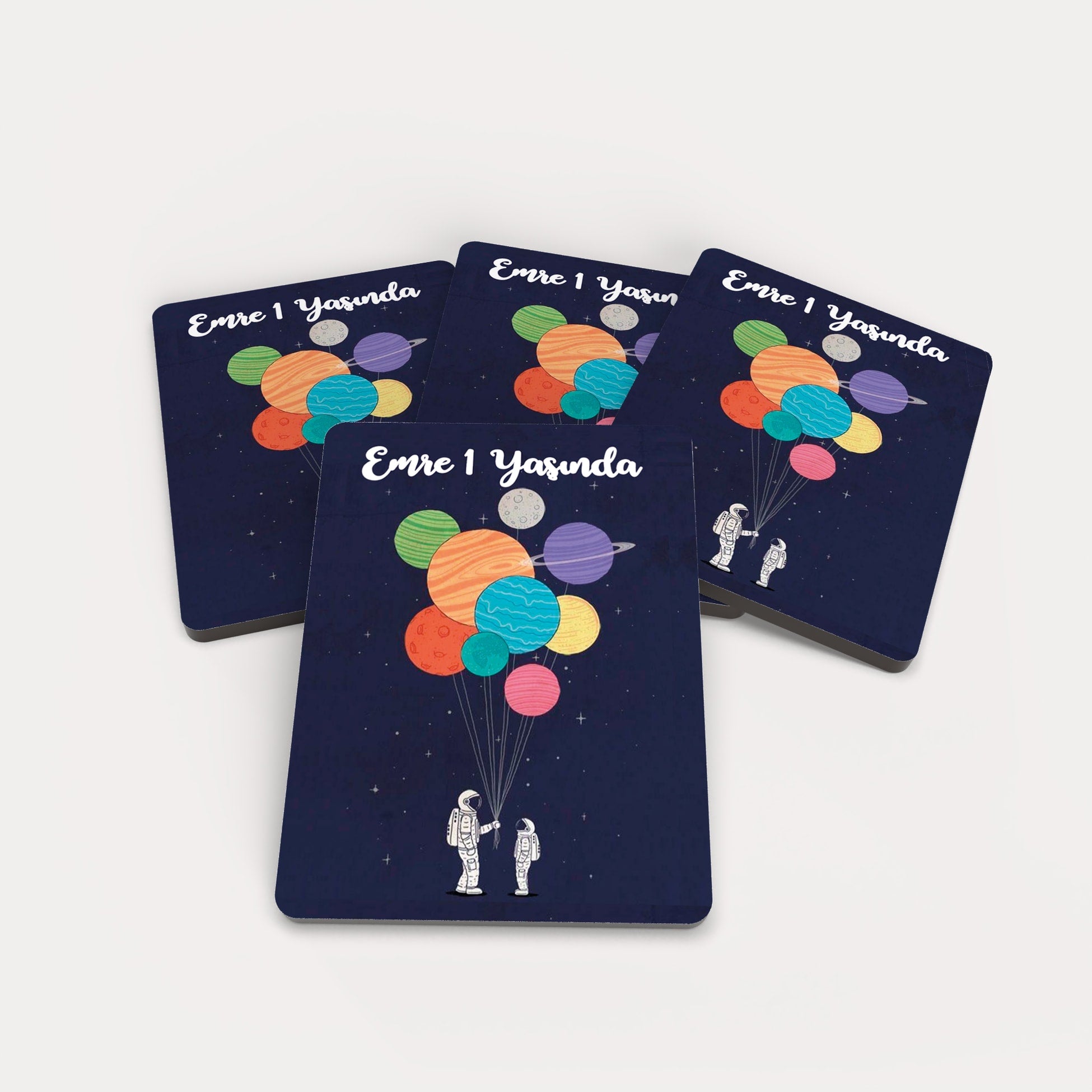 Astronot Temalı Ahşap Magnet