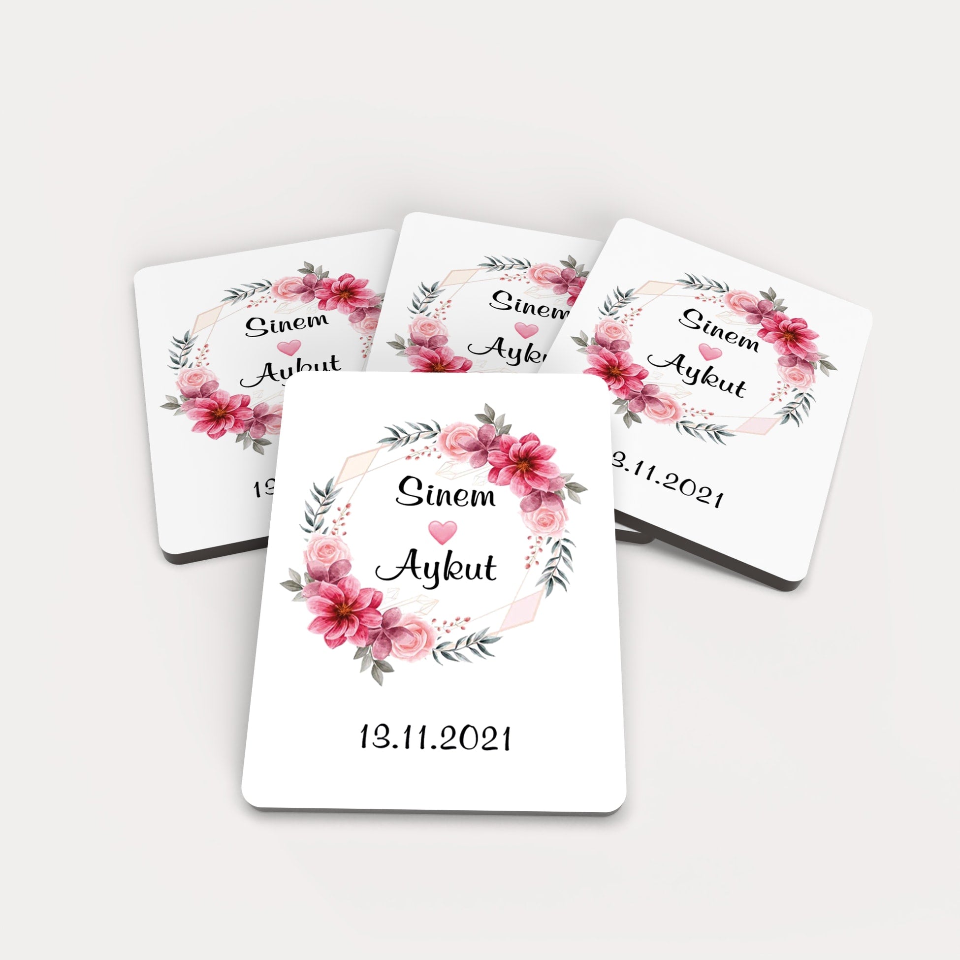 Pembe Çiçek Desenli Ahşap Magnet