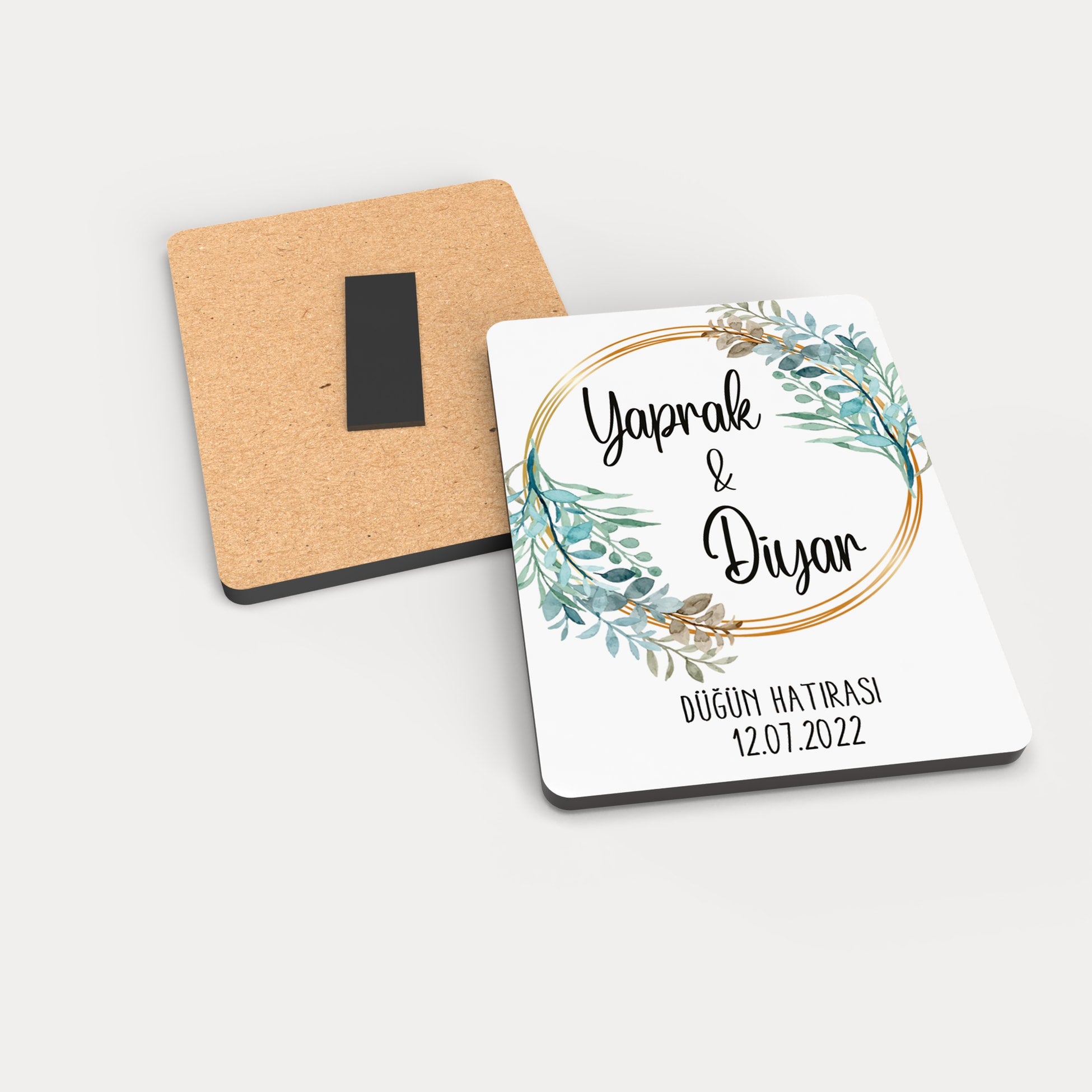Yeşil Yapraklı Çelenk Desenli Ahşap Magnet