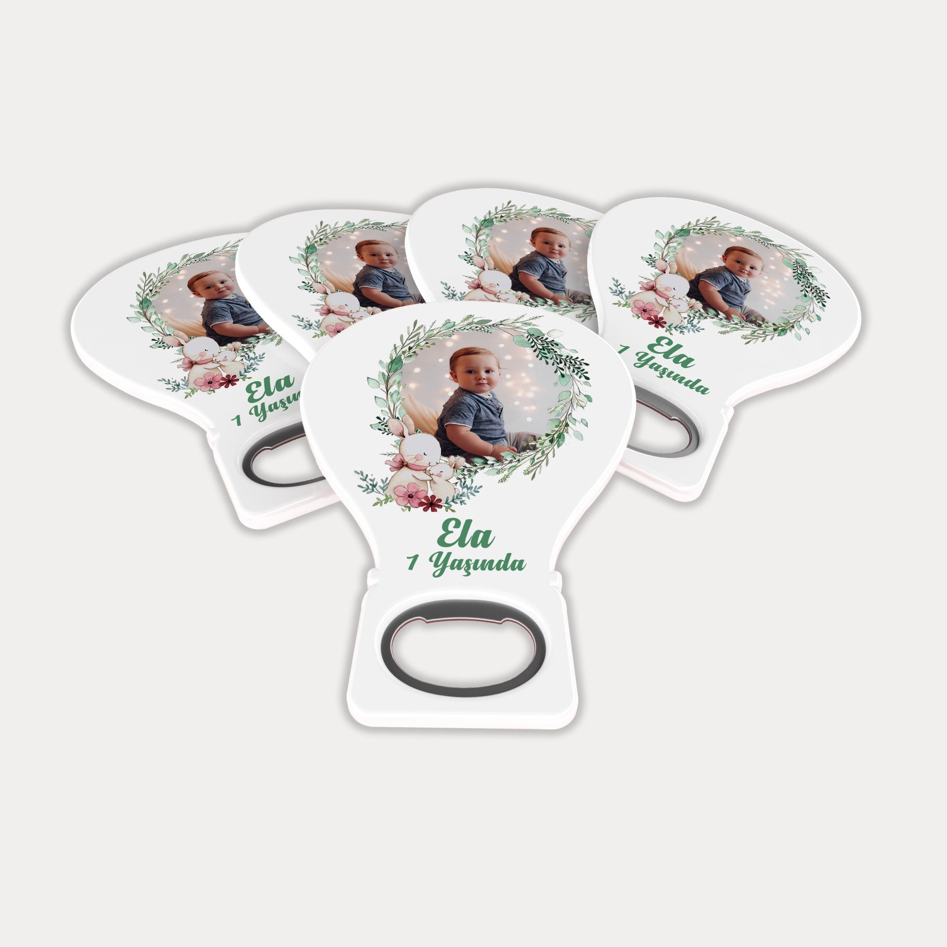 Tavşan Ailesi Desenli Balon Açacak Magnet