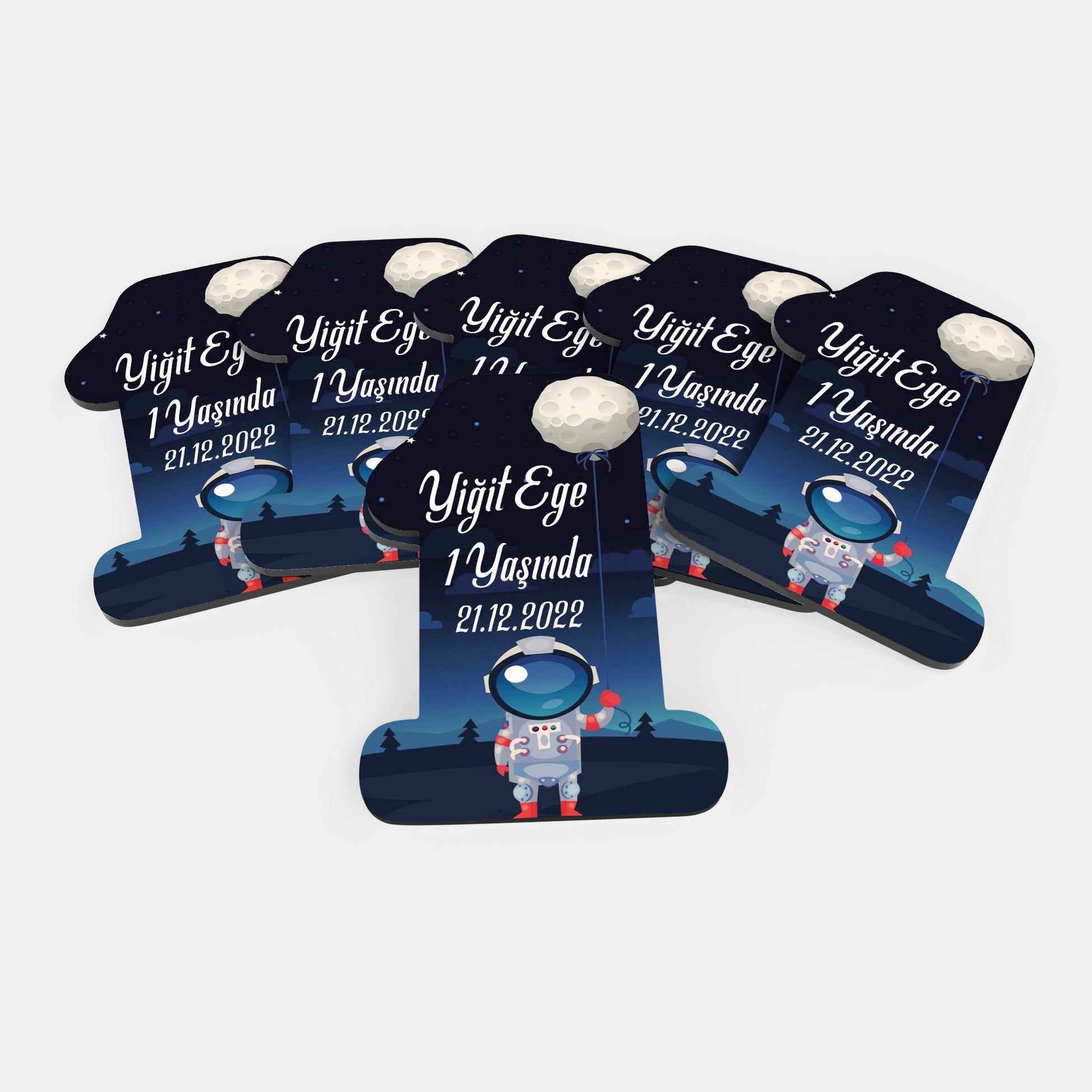 Astronot Temalı Ahşap Magnet