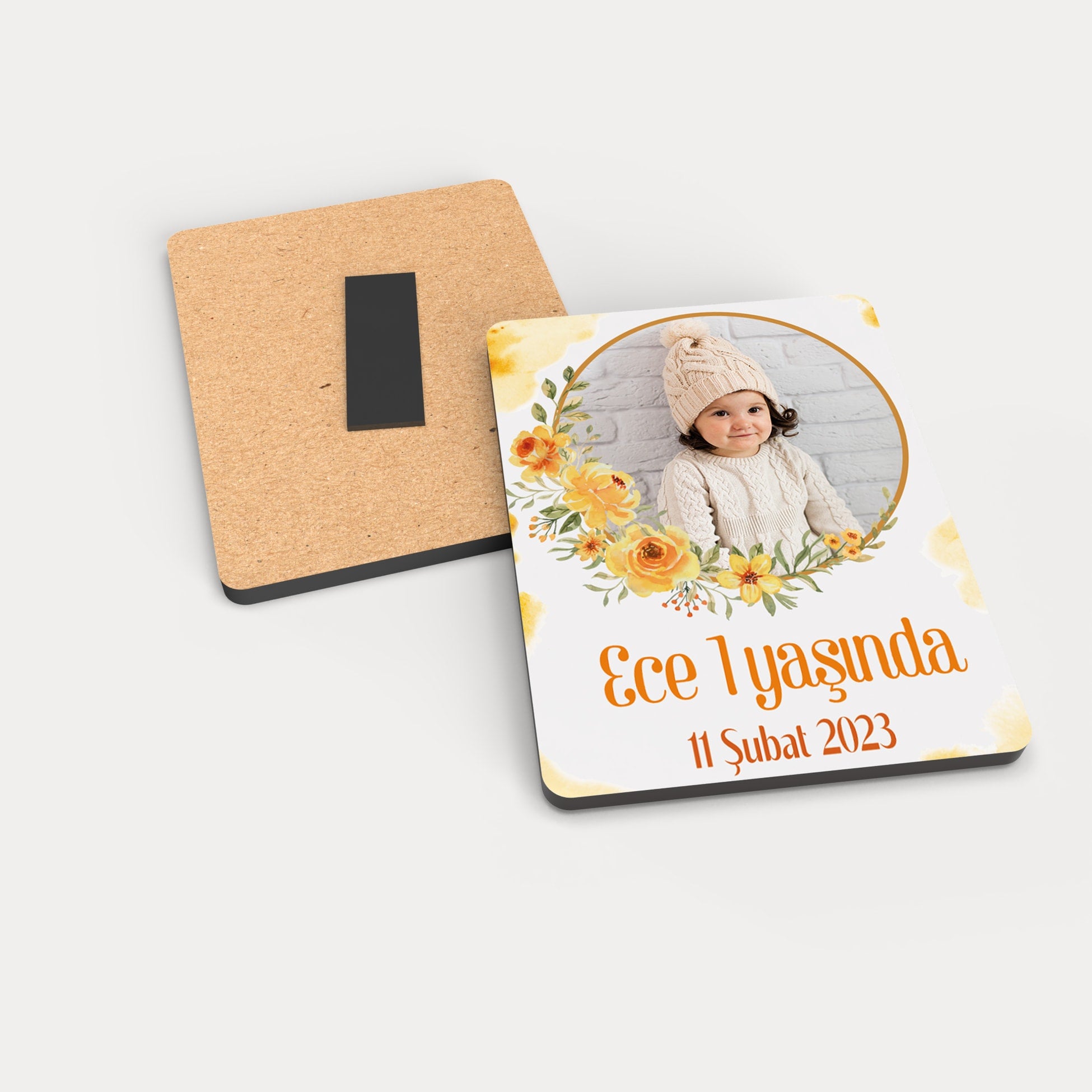 Sarı Çiçek Desenli Ahşap Magnet