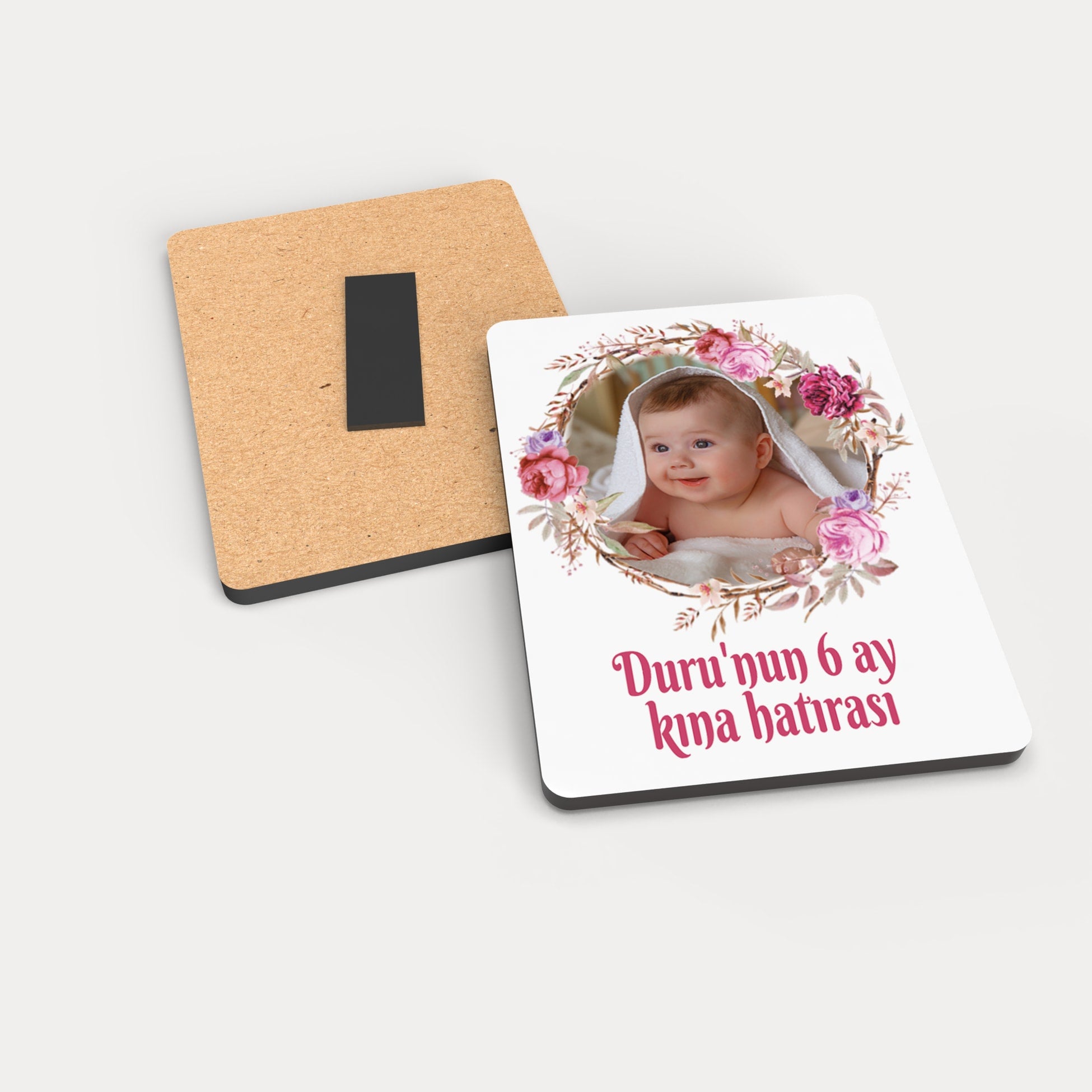 Pembe Çiçek Temalı Ahşap Magnet