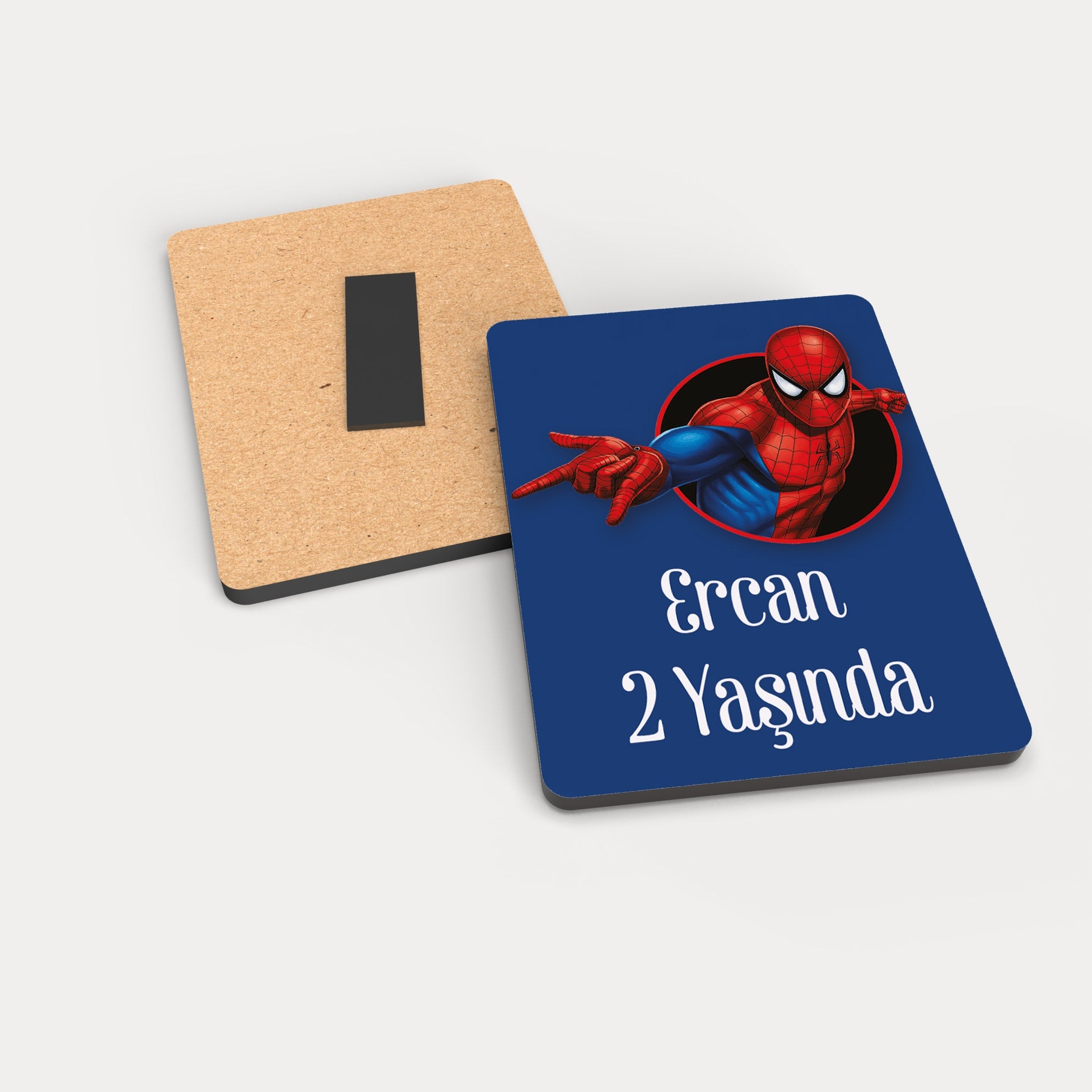 Örümcek Adam Desenli Ahşap Magnet