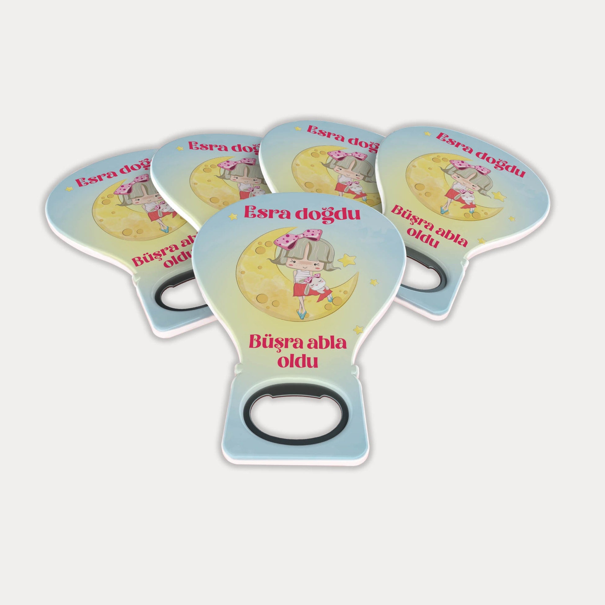 Ay Üstünde Kız Çocuğu Desenli Balon Açacak Magnet
