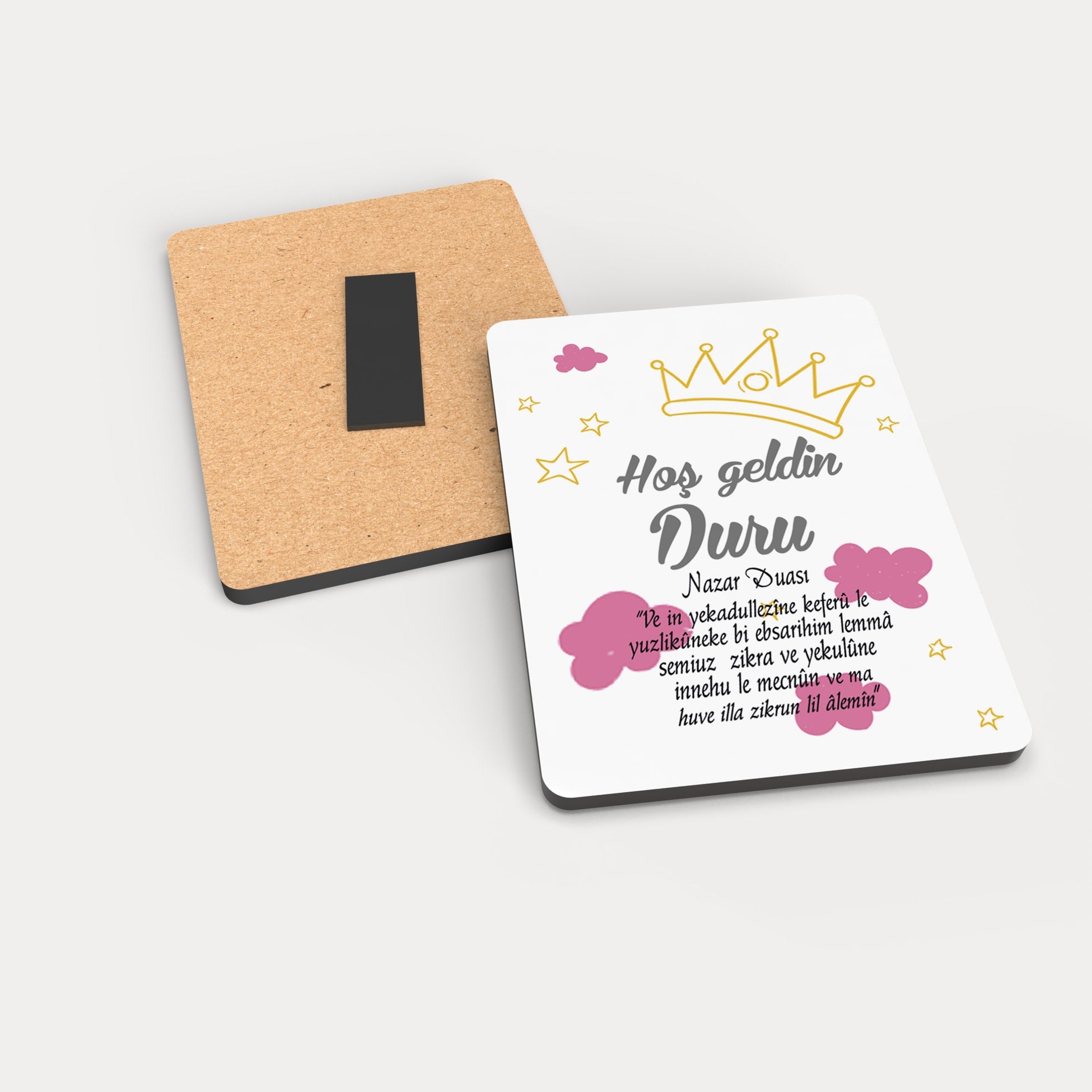 Pembe Bulut Ve Taç Desenli Ahşap Magnet