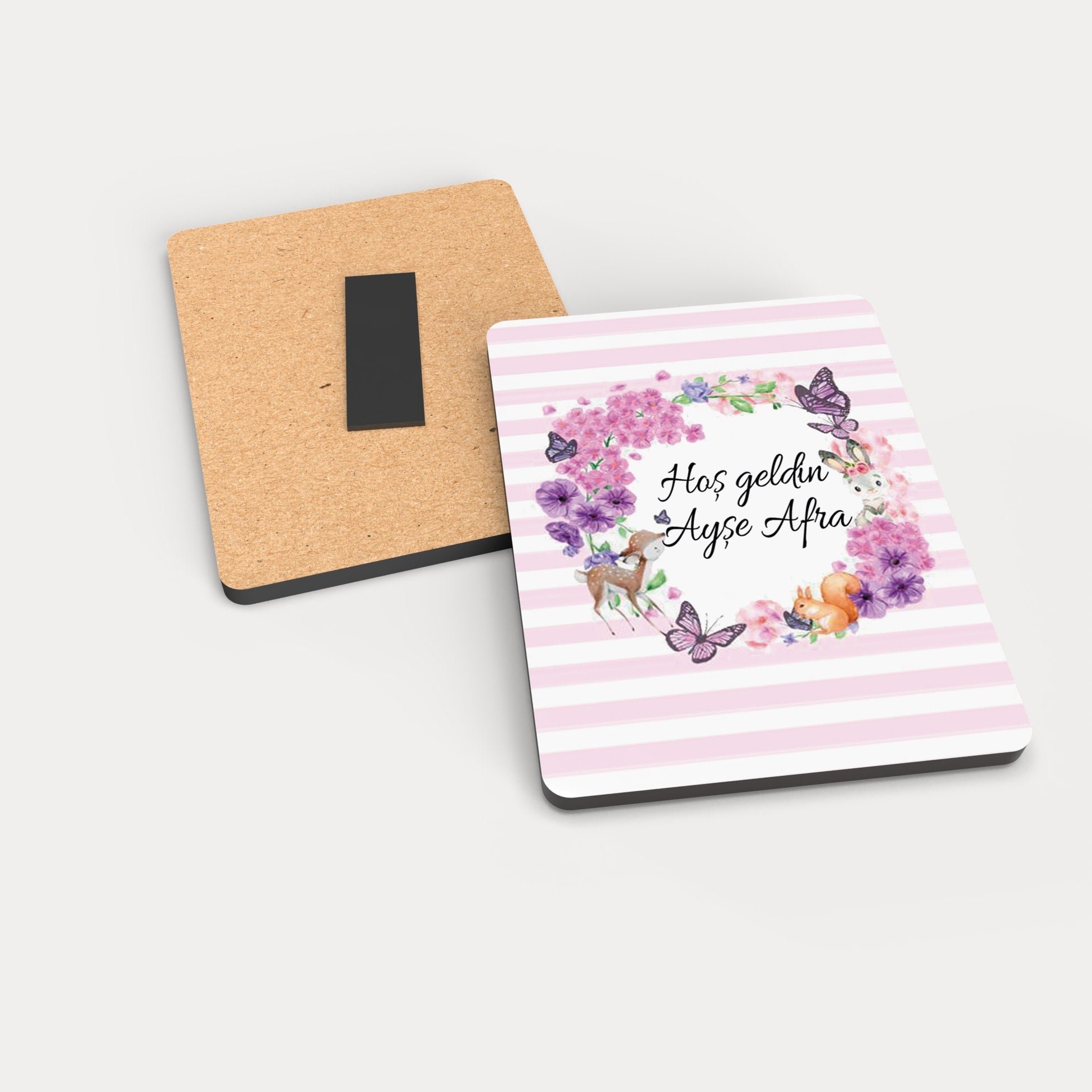 Pembe Mor Çiçek Desenli Ahşap Magnet