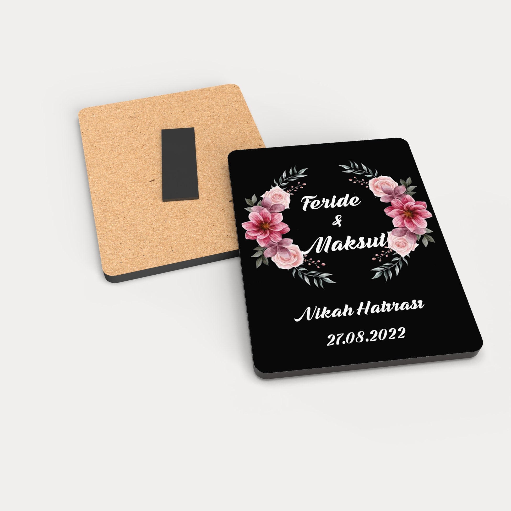 Pembe Çiçek Desenli Ahşap Magnet