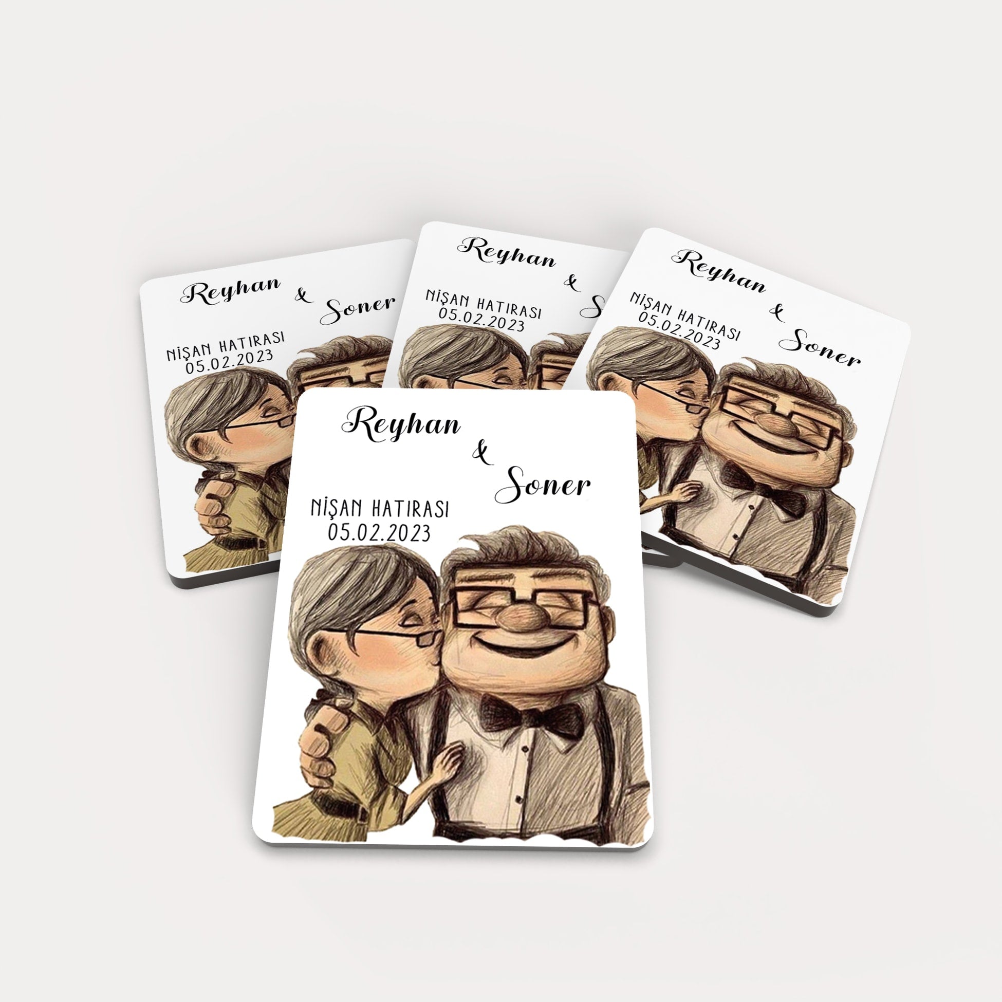 Up Temalı Ahşap Magnet