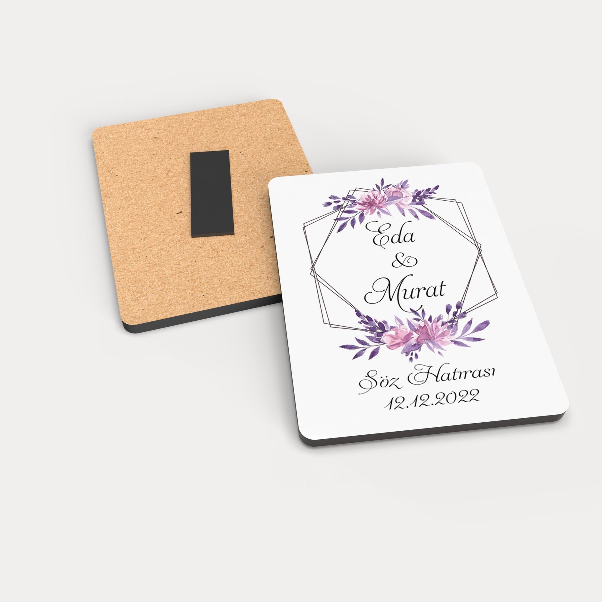 Mor Çiçek Desenli Ahşap Magnet